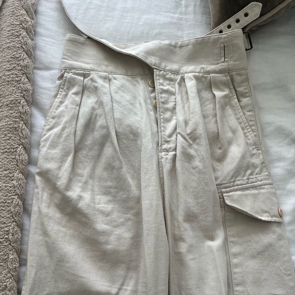 Banana Republic Cream Heritage Traveler Pants - Picture 6 of 8